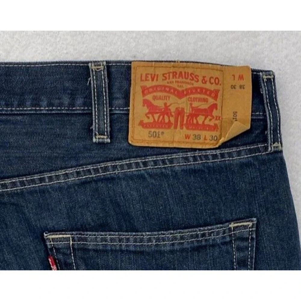 Levis 501 Original Fit Jeans Mens 38x30 Dark Wash Straight Leg 100% Cotton Blue
